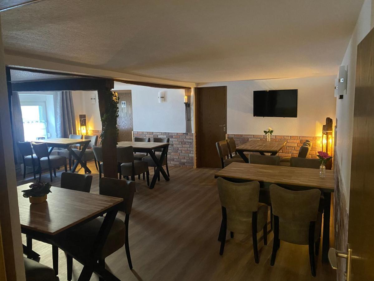 Hotel Unter Den Linden Kierspe Ngoại thất bức ảnh